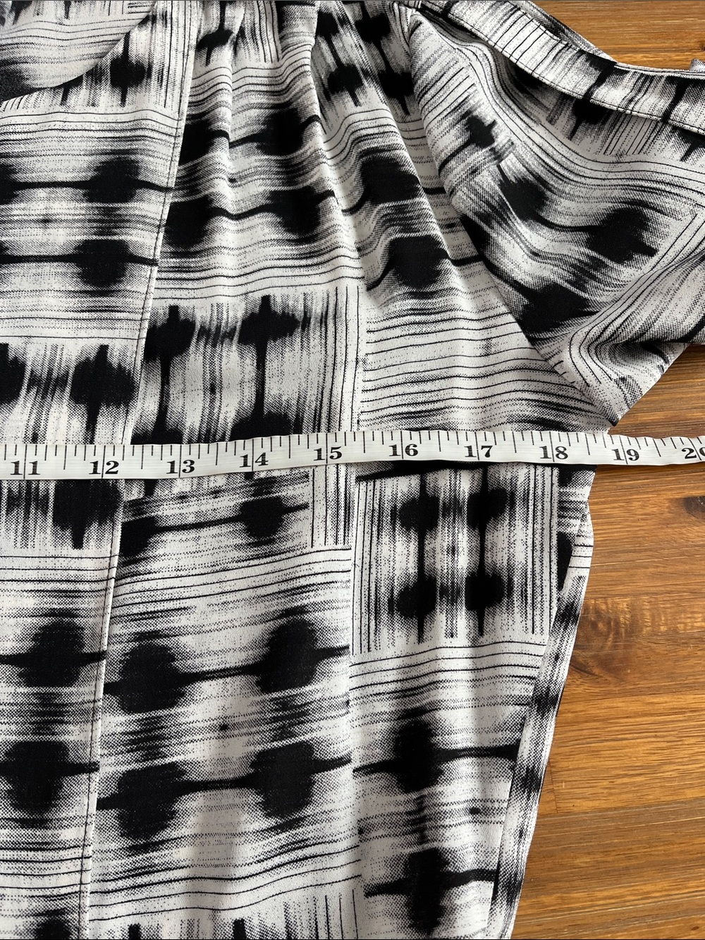 BCBGMaxAzria Black and White Knee Length Dress Size S - Picture 8 of 12